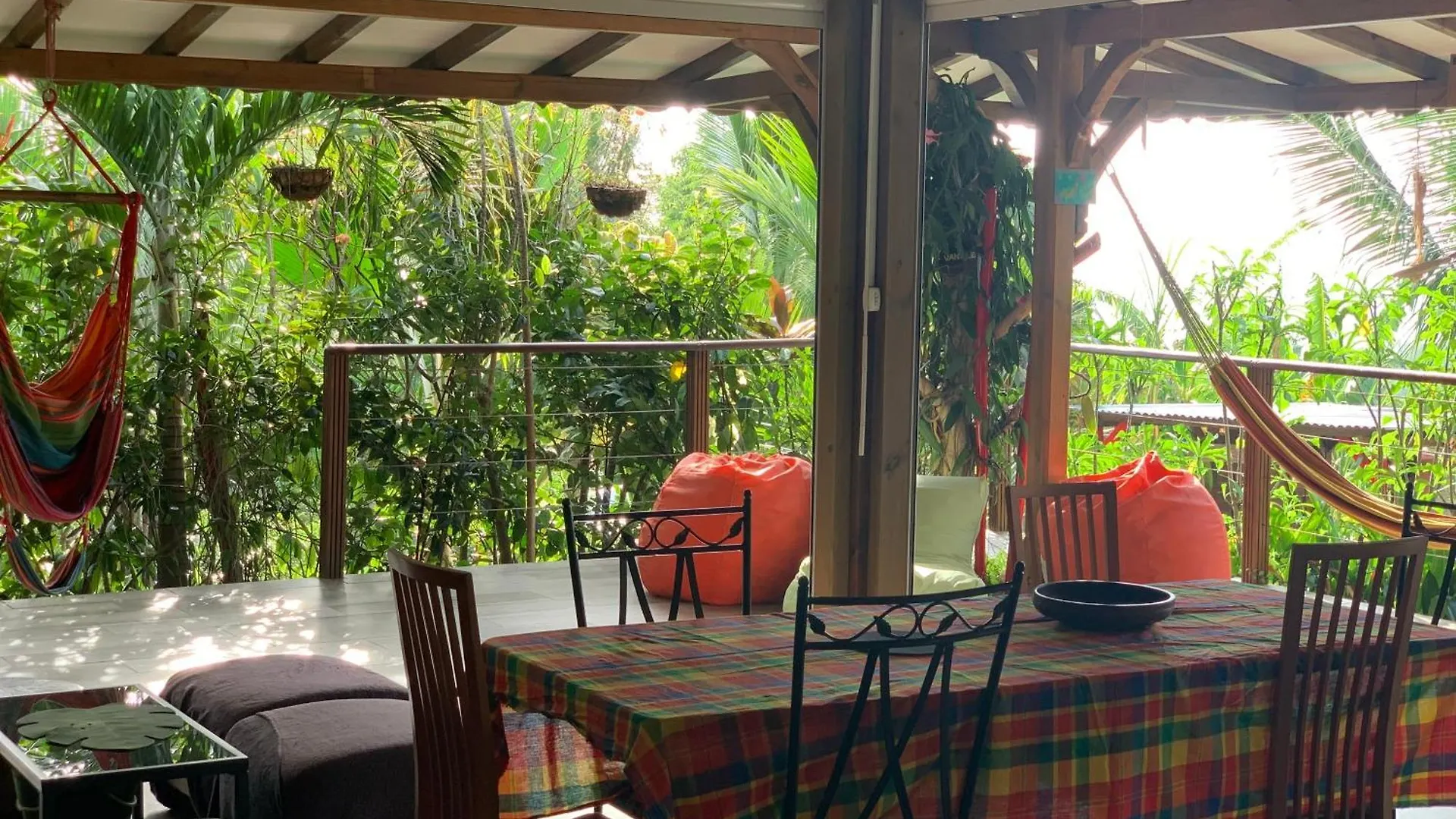 Les Ilets Caraibes Vue Mer Bouillante