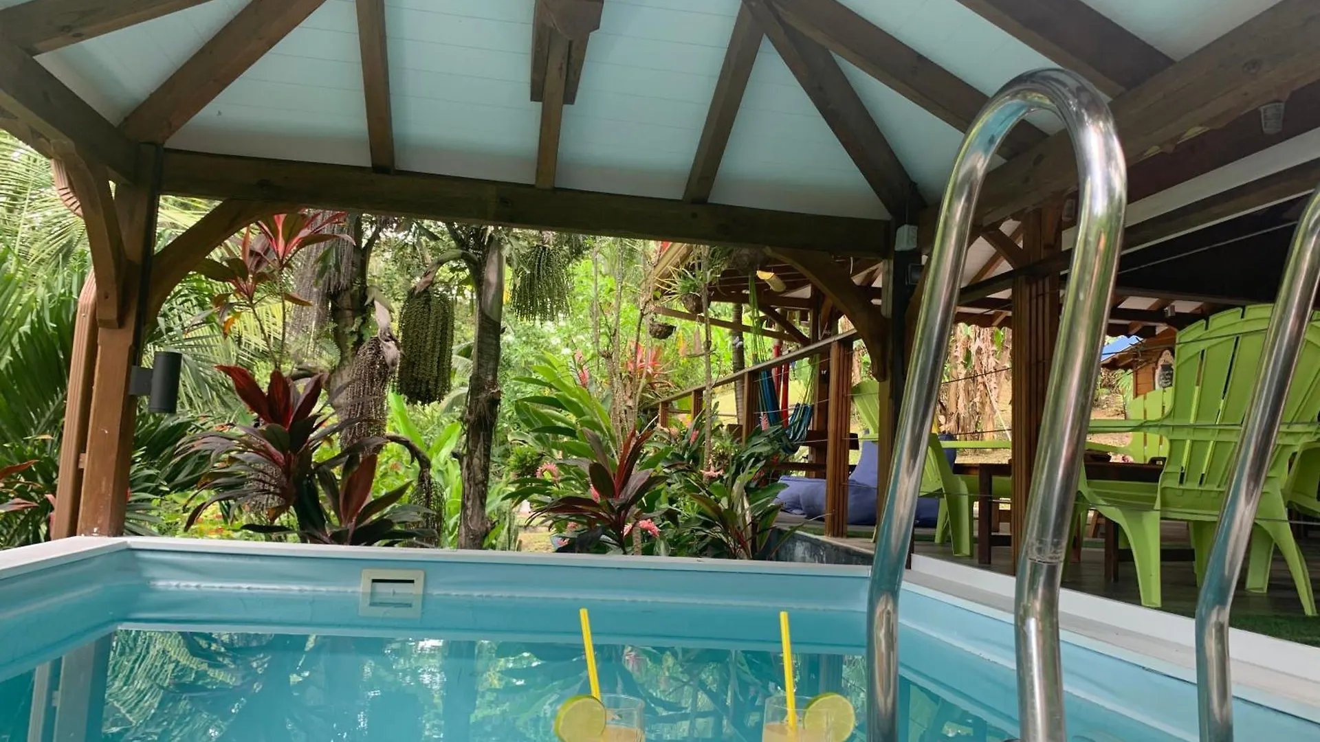 Les Ilets Caraibes Vue Mer Bouillante